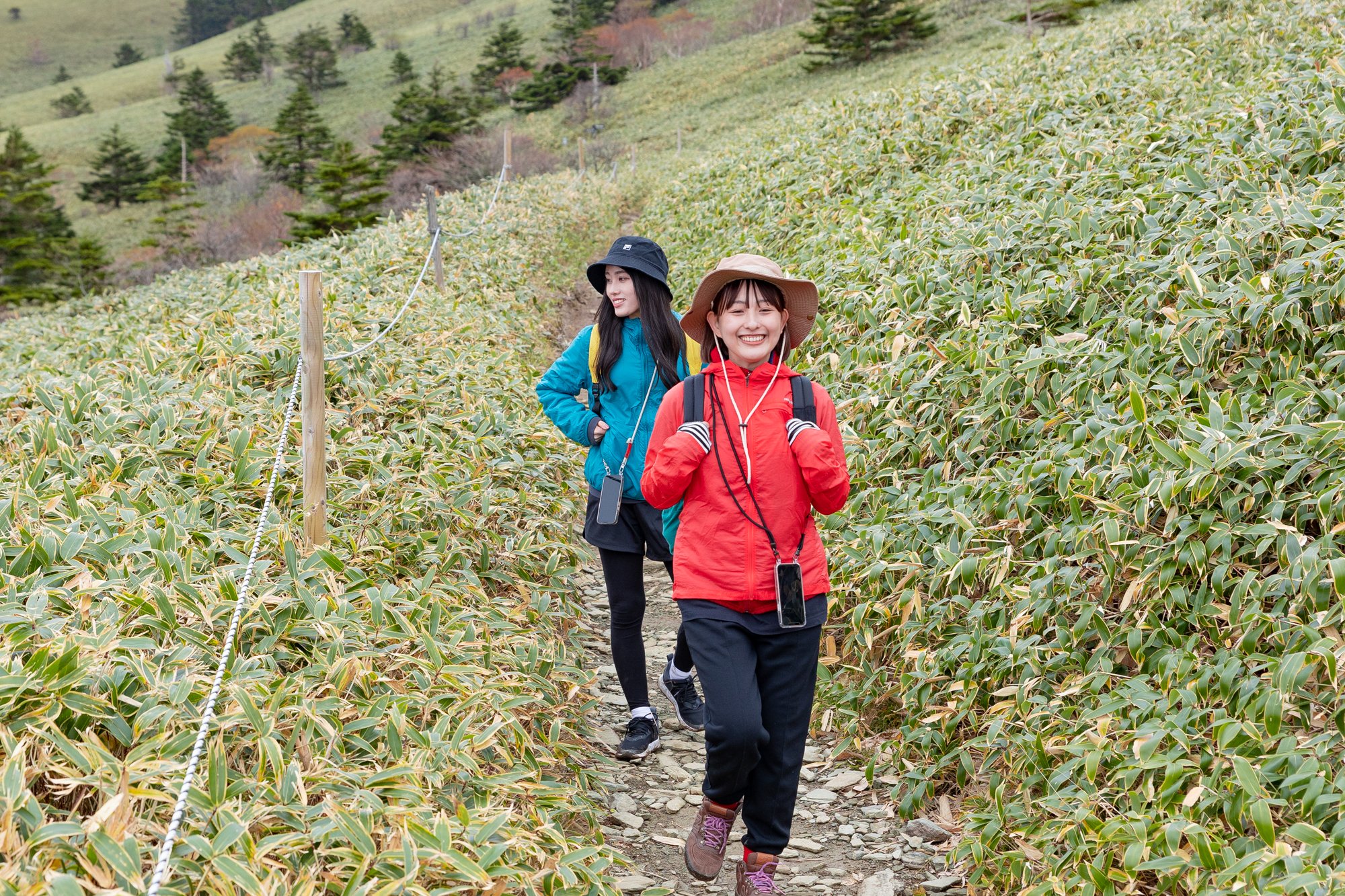 第一次徒步旅行,前往連結山與天空的地方“山莊白沙”。